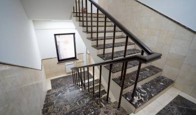 Как сделать ступени из керамогранита